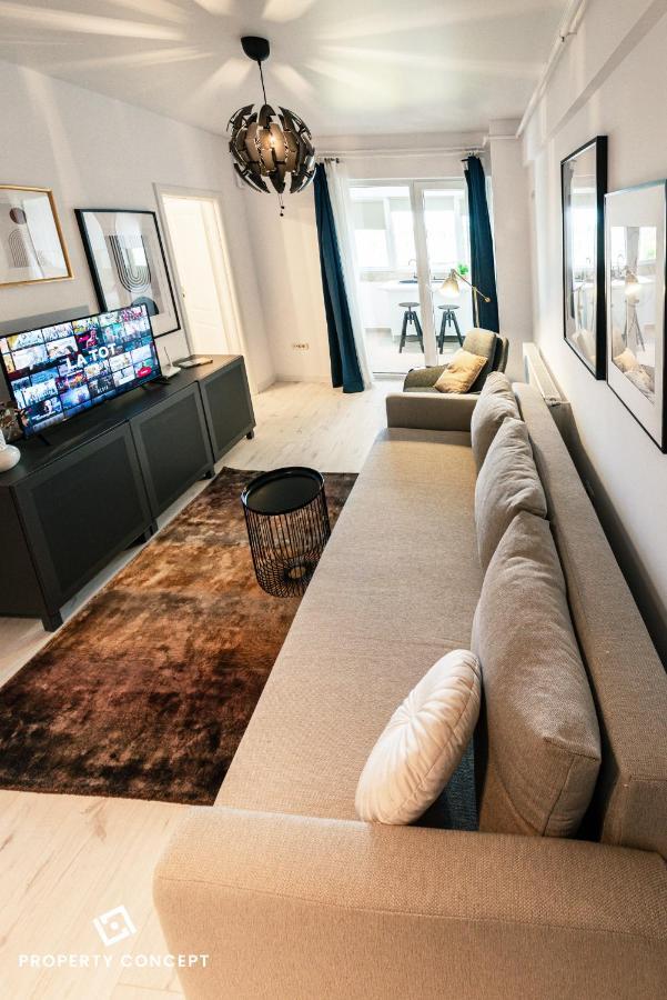 Apartment 505