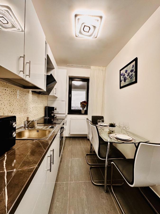 Apartament Rentforcomfort Sky Garden Studio *