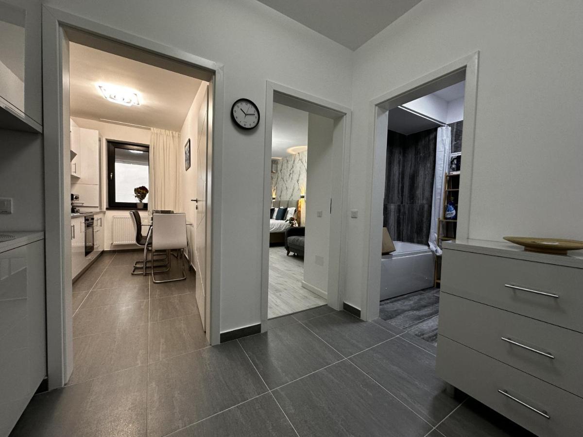 Apartament Rentforcomfort Sky Garden Studio Bucureşti