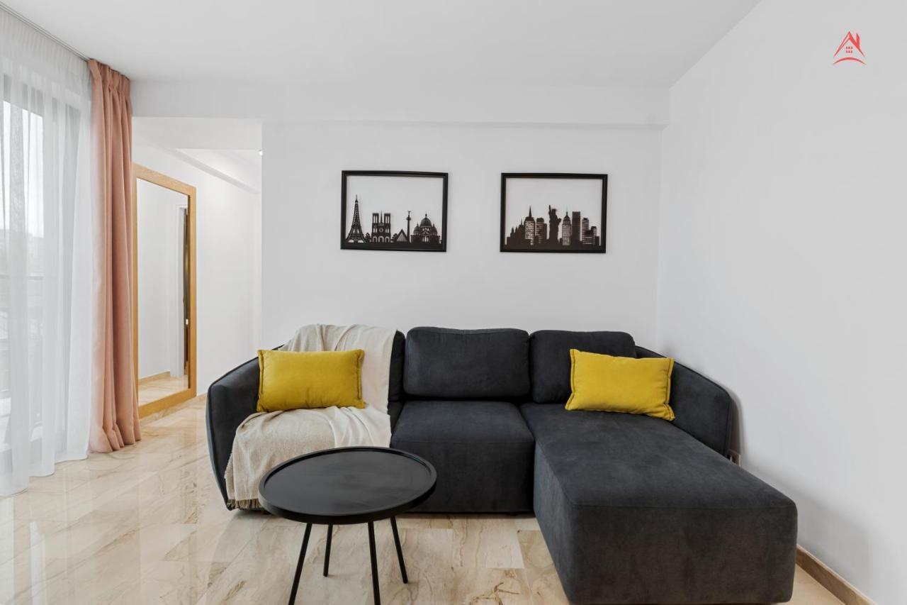 Opera - Cismigiu, Eroilor, Free Private Parking Apartment Bucharest
