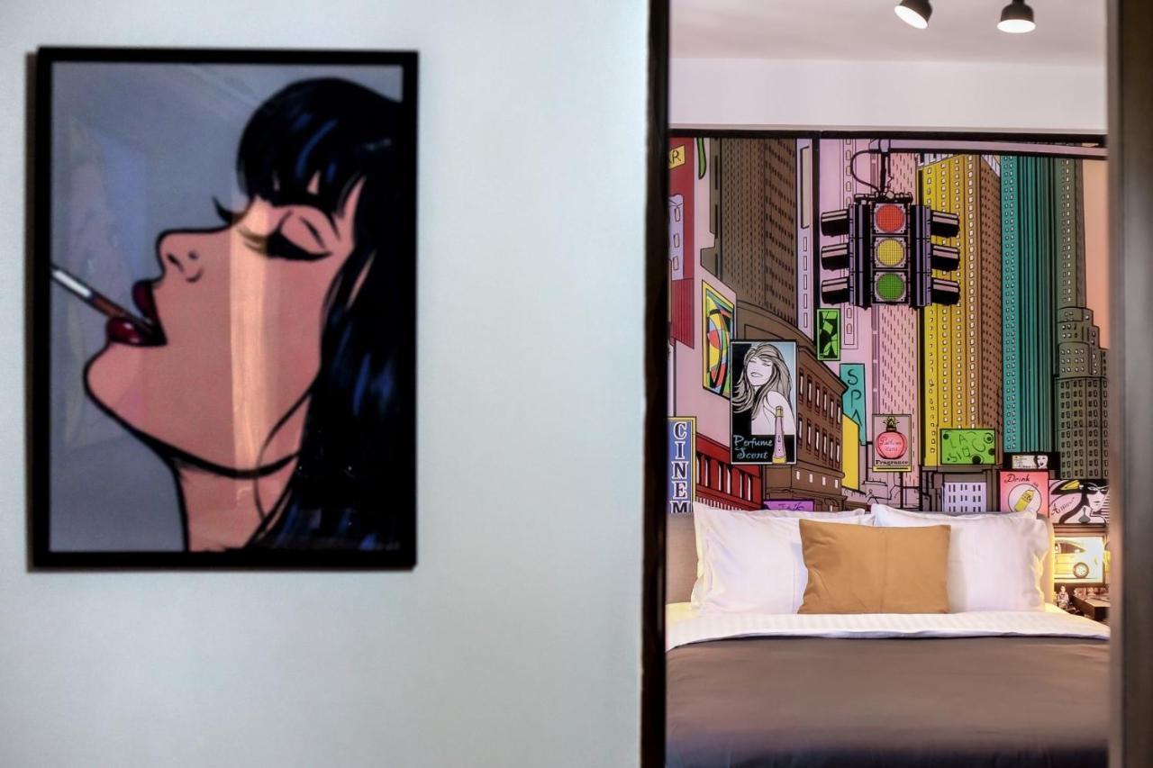 Apartamento Colorful Chic: Cozy Studio In The Bustling City Center Bucareste