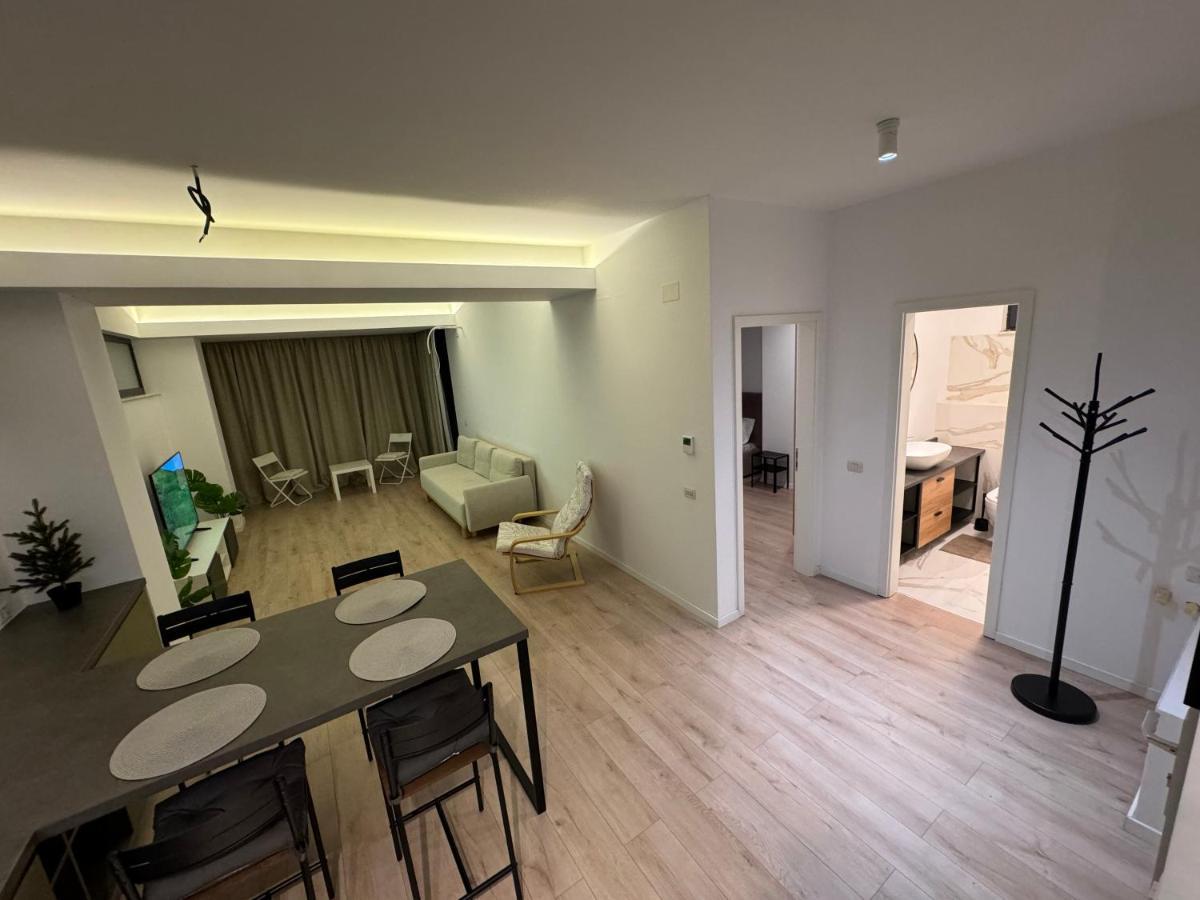 Warm Apartamento Bucareste