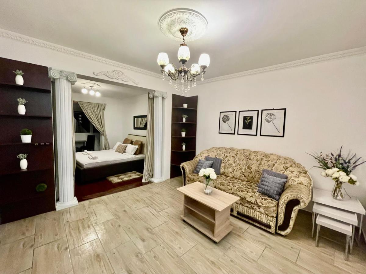 Baroq Central City Apartment * Bucareste