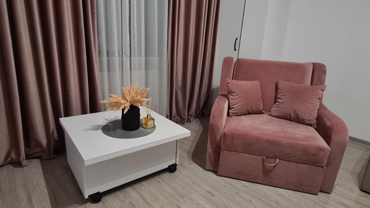 Cosy And Stylish Bucharest