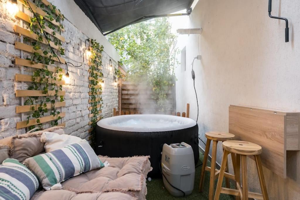 Apartamento Downtown Urban Spot Jacuzzi&cinema Universitate