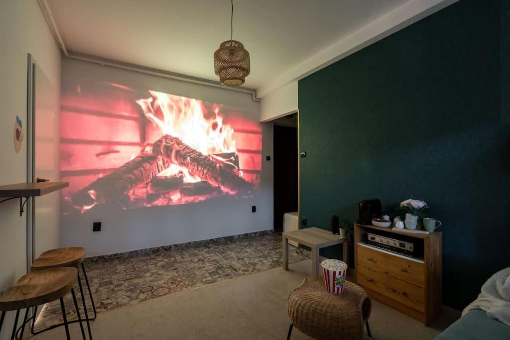 Downtown Urban Spot Jacuzzi&cinema Universitate Apartamento *