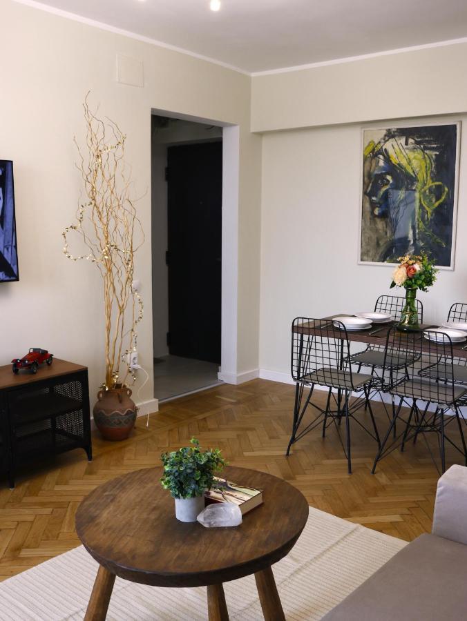 Mina Center Amzei Apartamento *