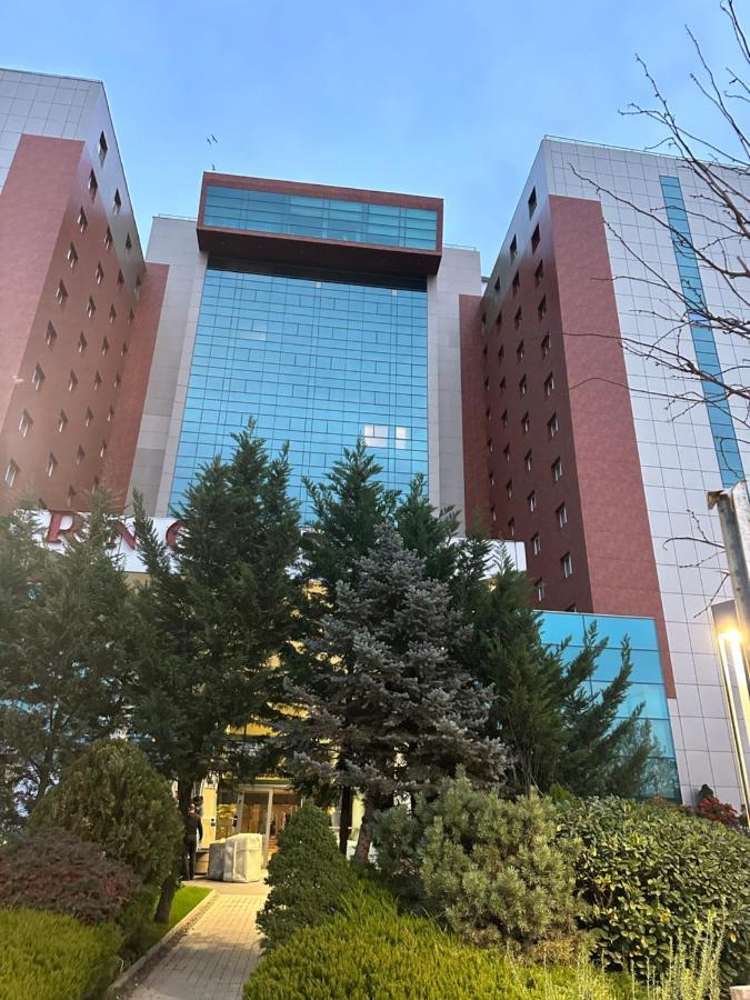 Apartment Cherry