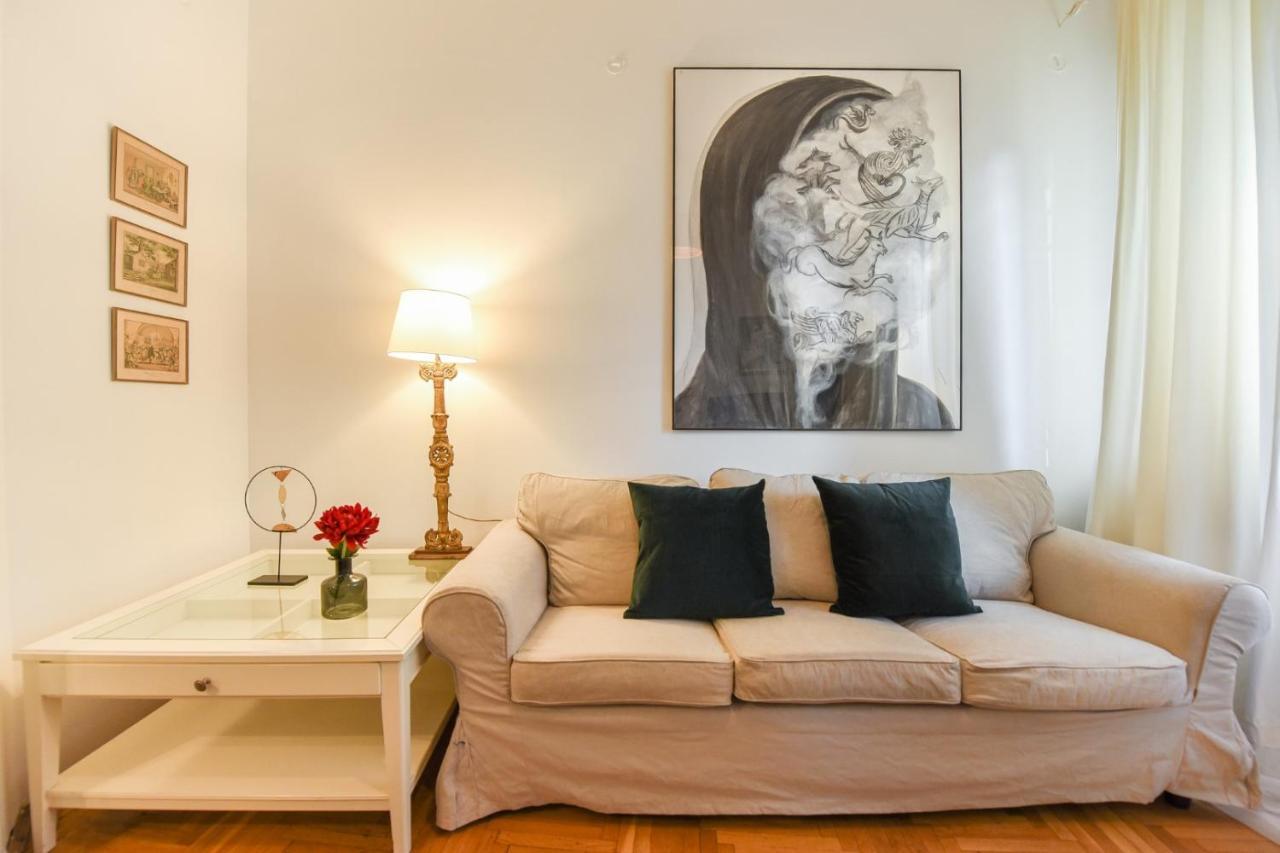 In Style: 1br With Vintage Touches And Balcony Apartment Bucharest