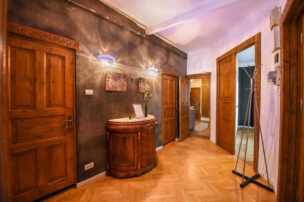 Apartment Brancovenian Elegance & Modern Comfort - Stunning 3br Near Cismigiu *