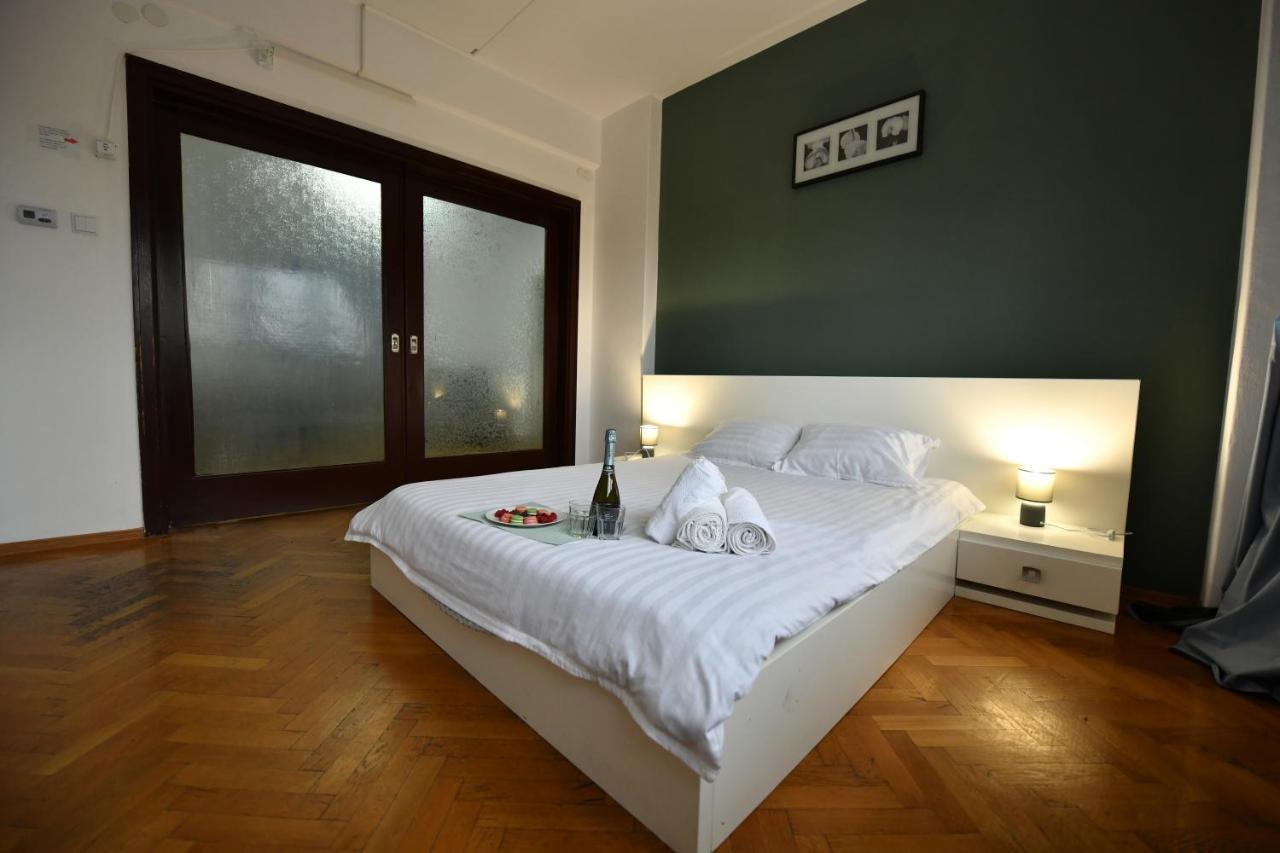 Great View, 2 Bdr Ap In Center Very Close To Old Town