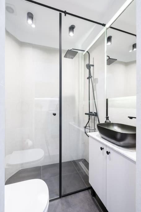 Stunning Views Luxury Apartment Bucharest