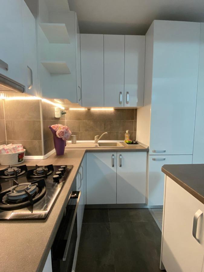 Apartamento House - Bucareste