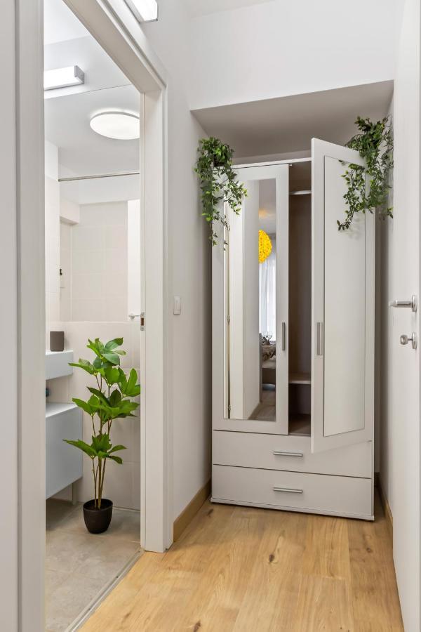 Apartament Living In Color - Modern Getaway