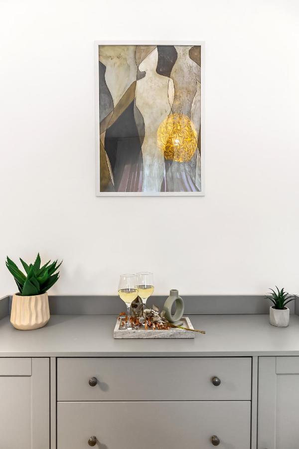 Apartament Living In Color - Modern Getaway