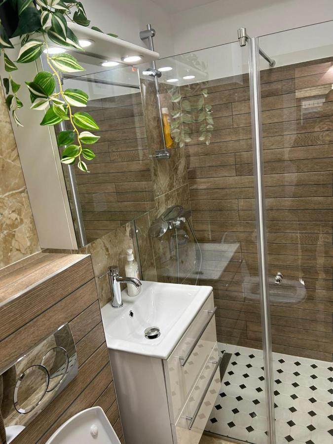 Alex Apartament Bucureşti