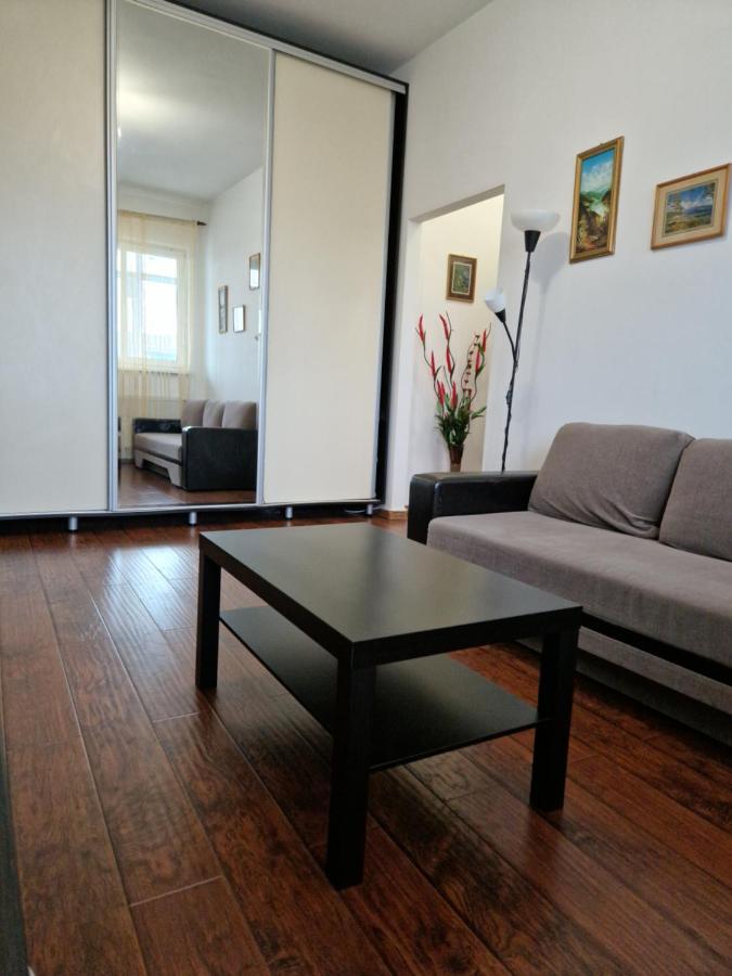 Apartment Charming With Private Terrace Bucharest