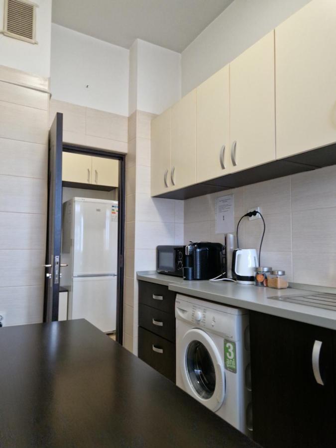 Charming With Private Terrace Apartment *