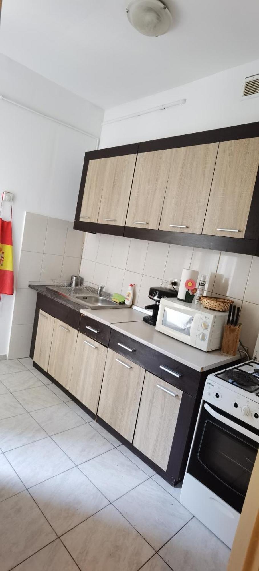 Completo Ultra * Bucureşti