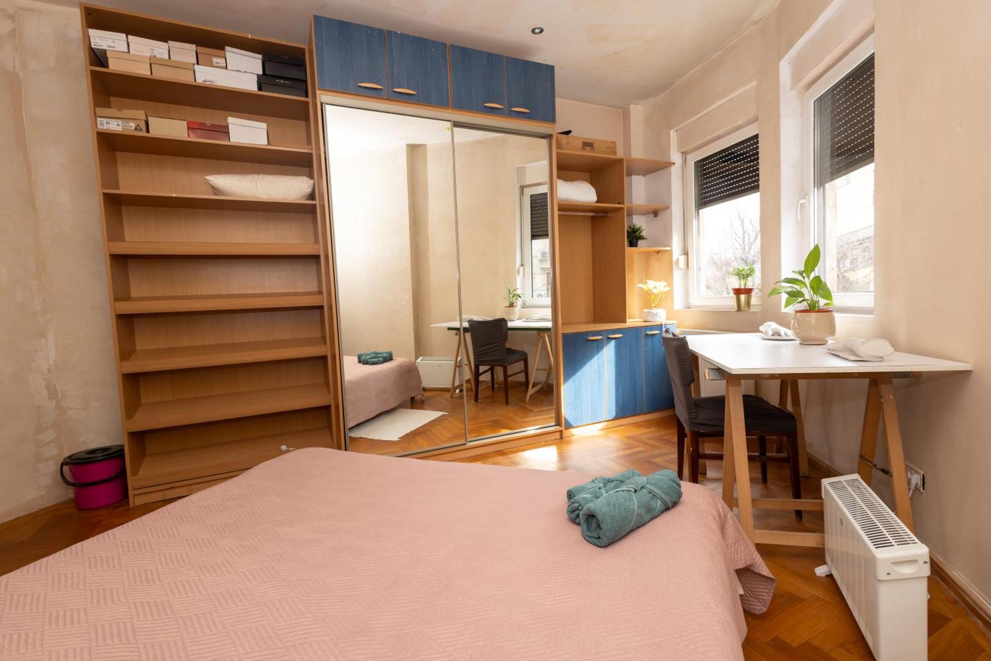 Shared Retro Vintage Luxury Guest house