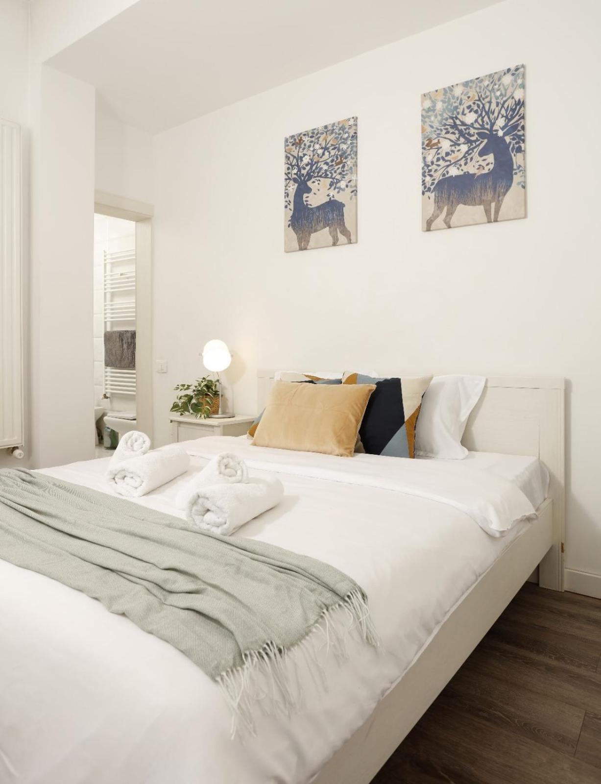 Apartment Center