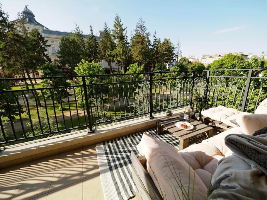 Quiet With Terrace View Bucareste