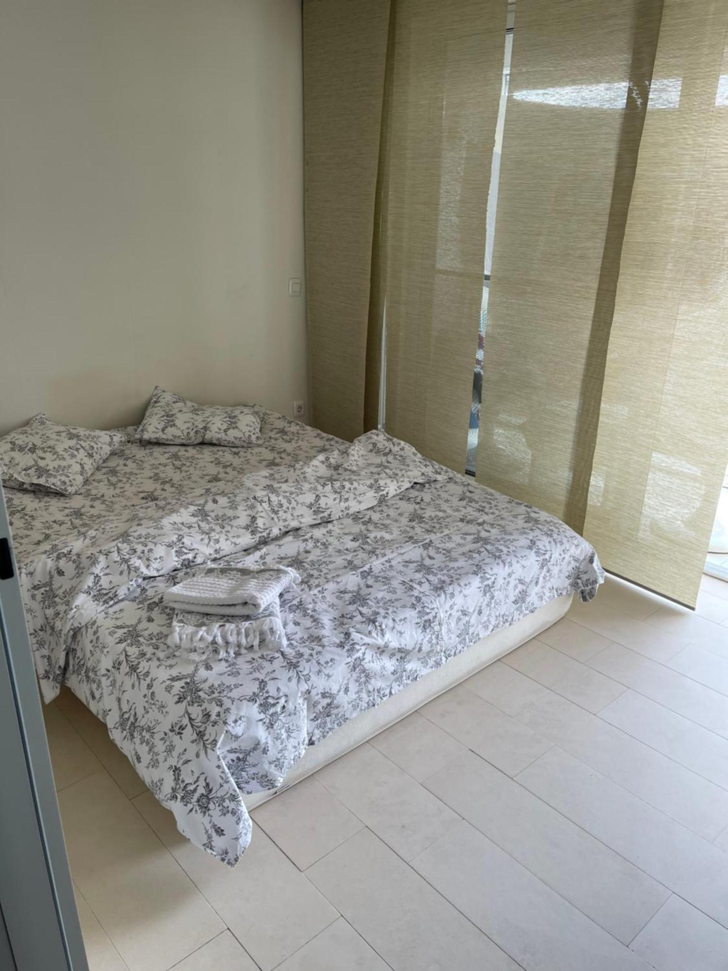 Black Nr1 Apartment