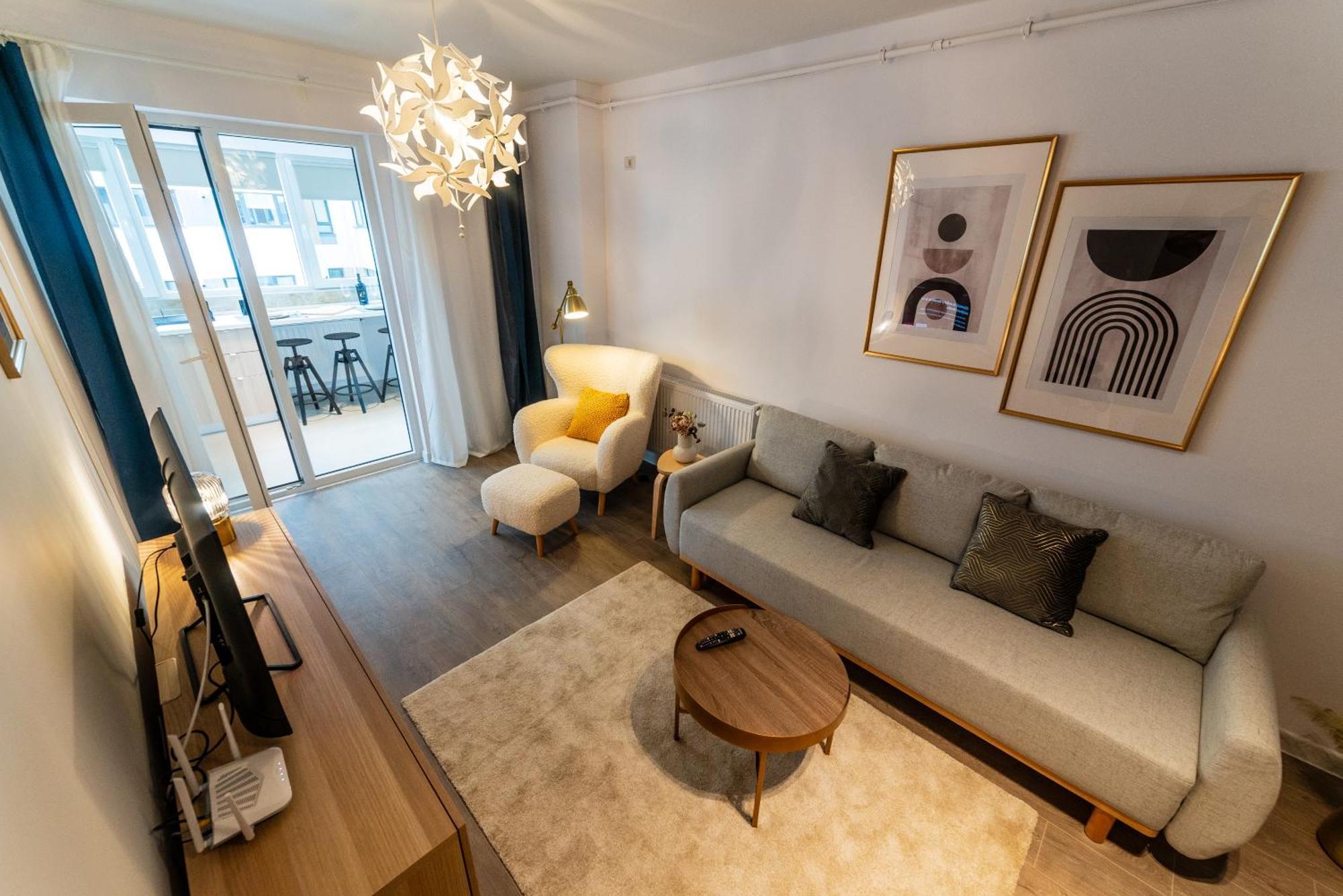 212, B4 Apartment *