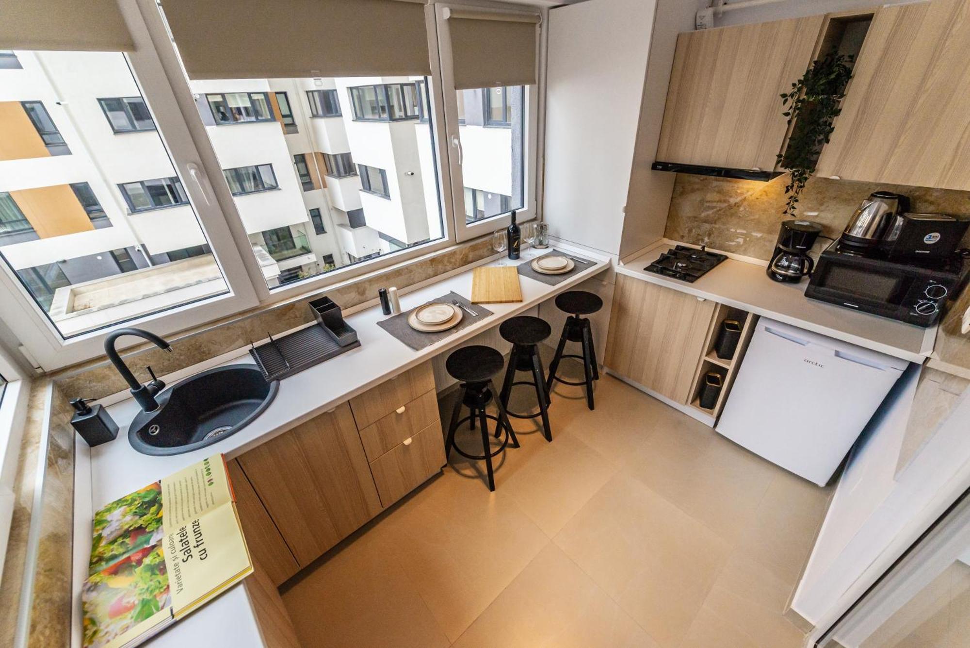 212, B4 Apartment