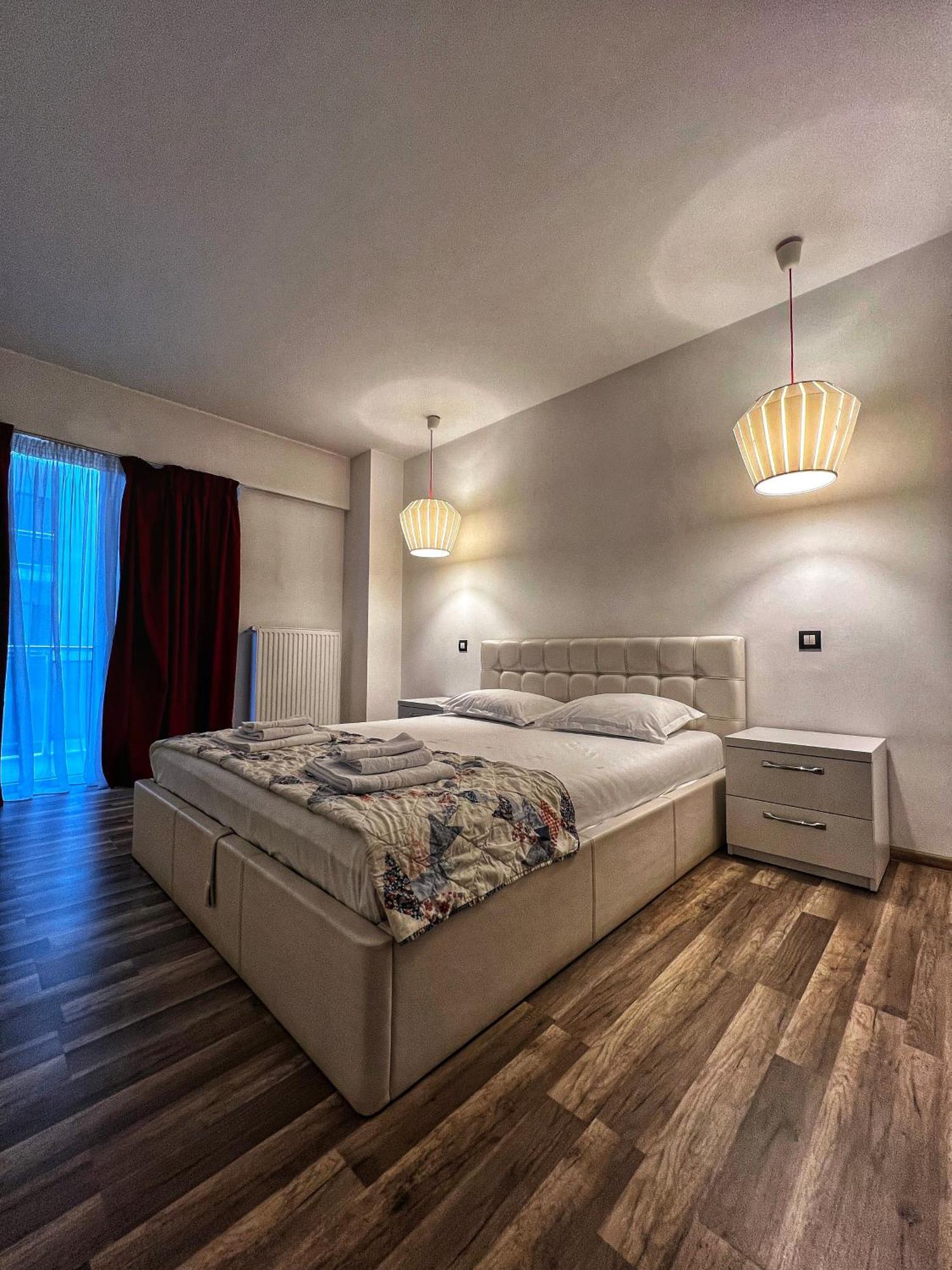 Apartment Amazing Park Residences 5