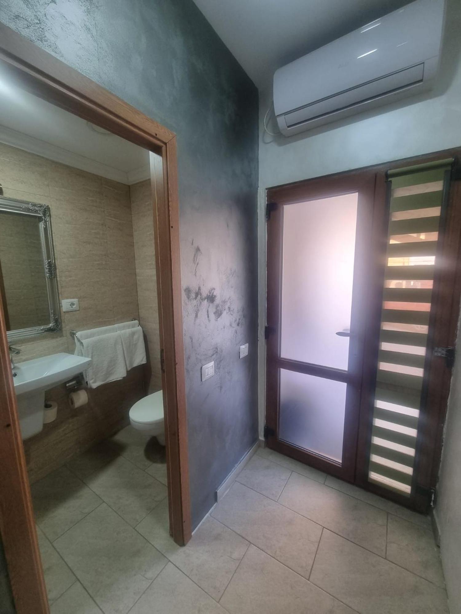 Poet Palace Hotel 4*