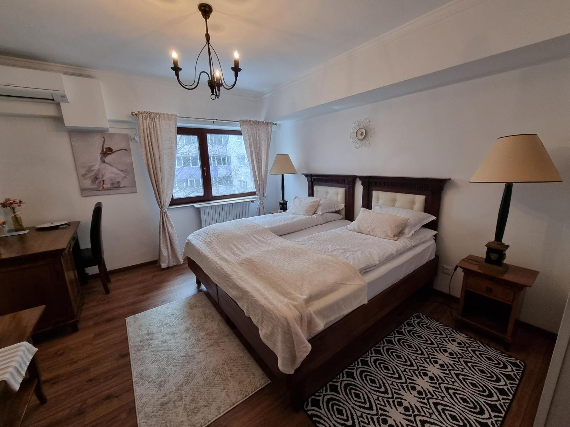 Apartment 27 @ Arc De Triomphe