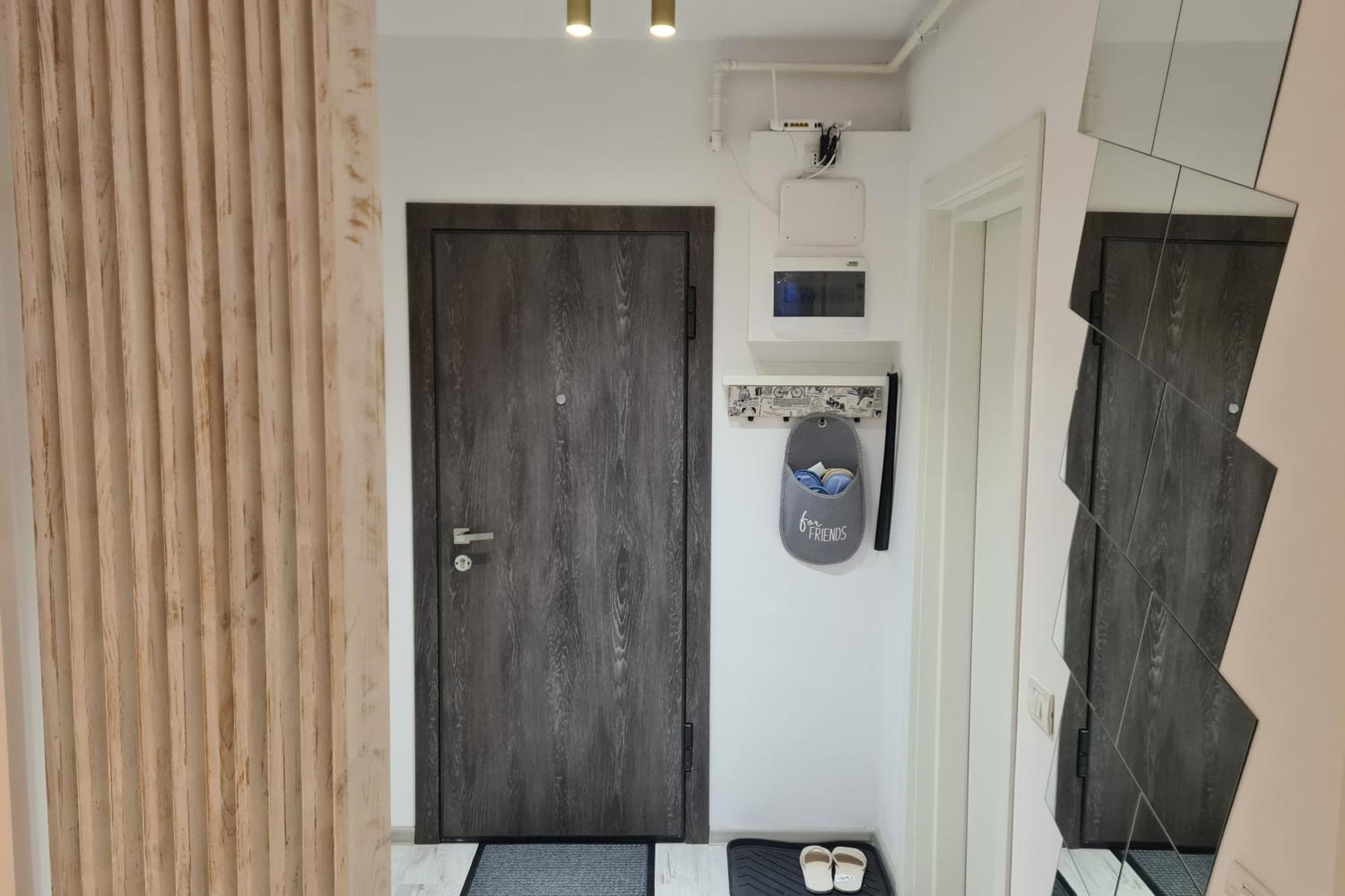 Bridge 113 - Studio Apartment With Free Parking & Flexible Check-In, Sector 6 * Bucharest