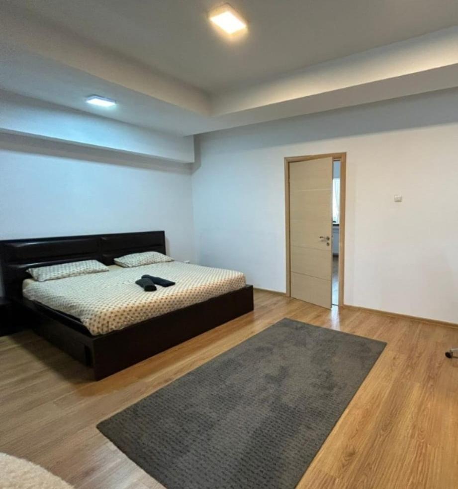 Deluxe City Center Apartment Bucharest