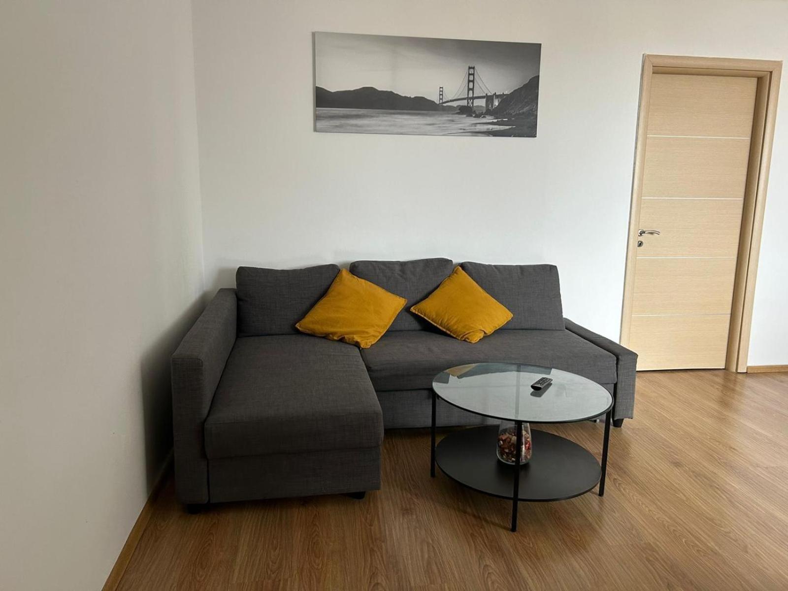 Deluxe City Center Apartment Bucharest