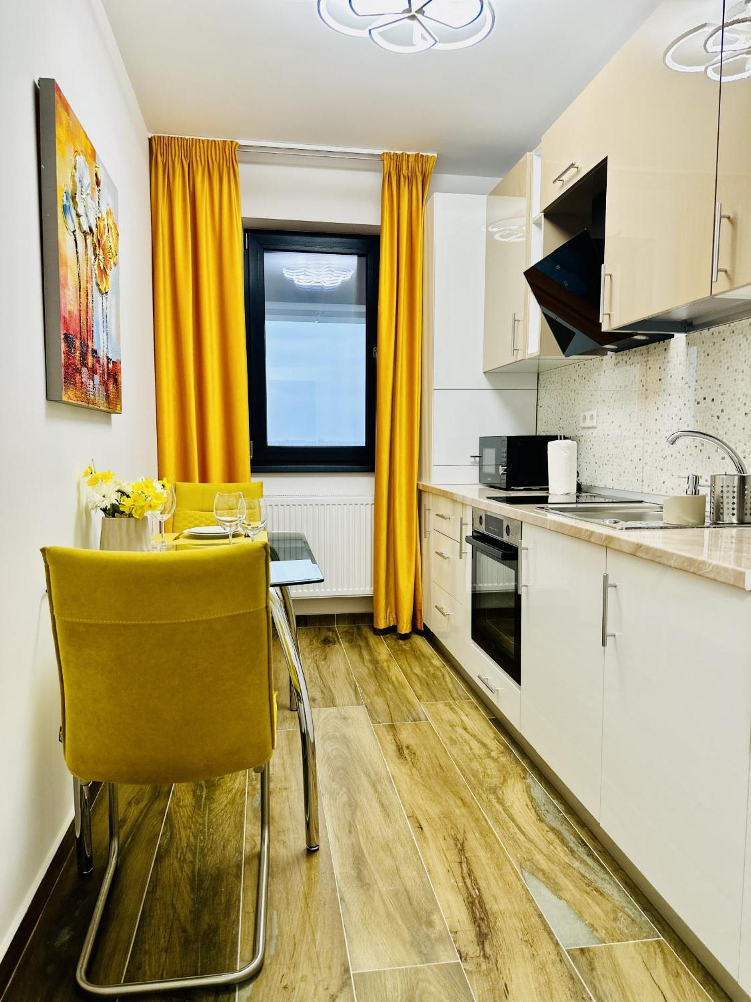 Sky Garden Panoramic View Apartment *