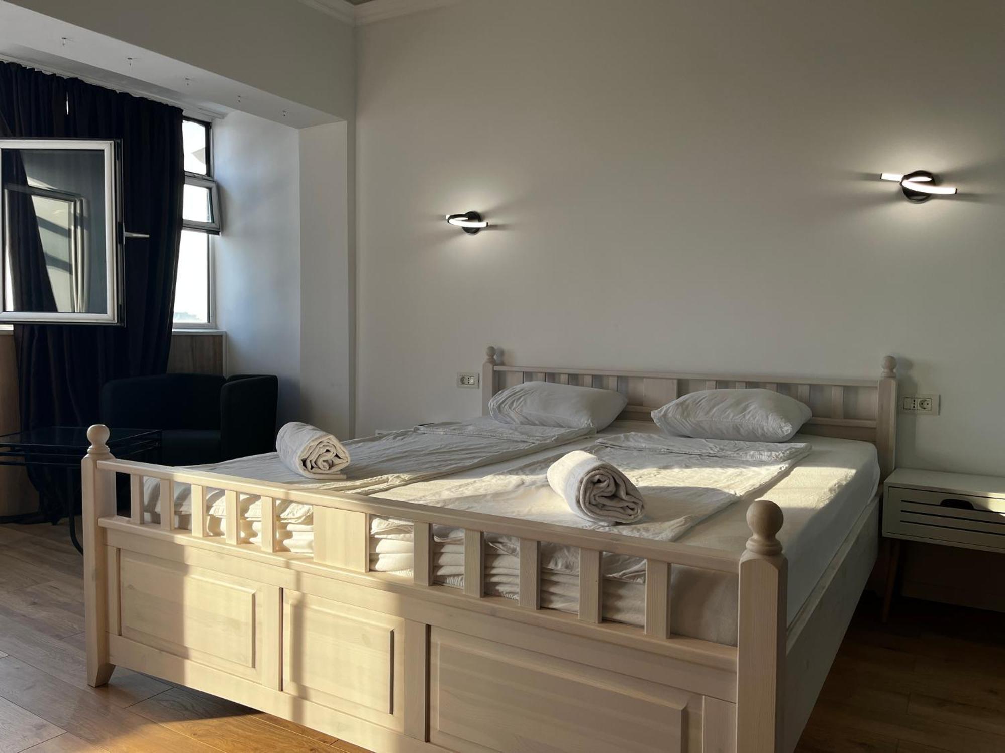 Calea Victoriei Sunset View Apartment Bucharest