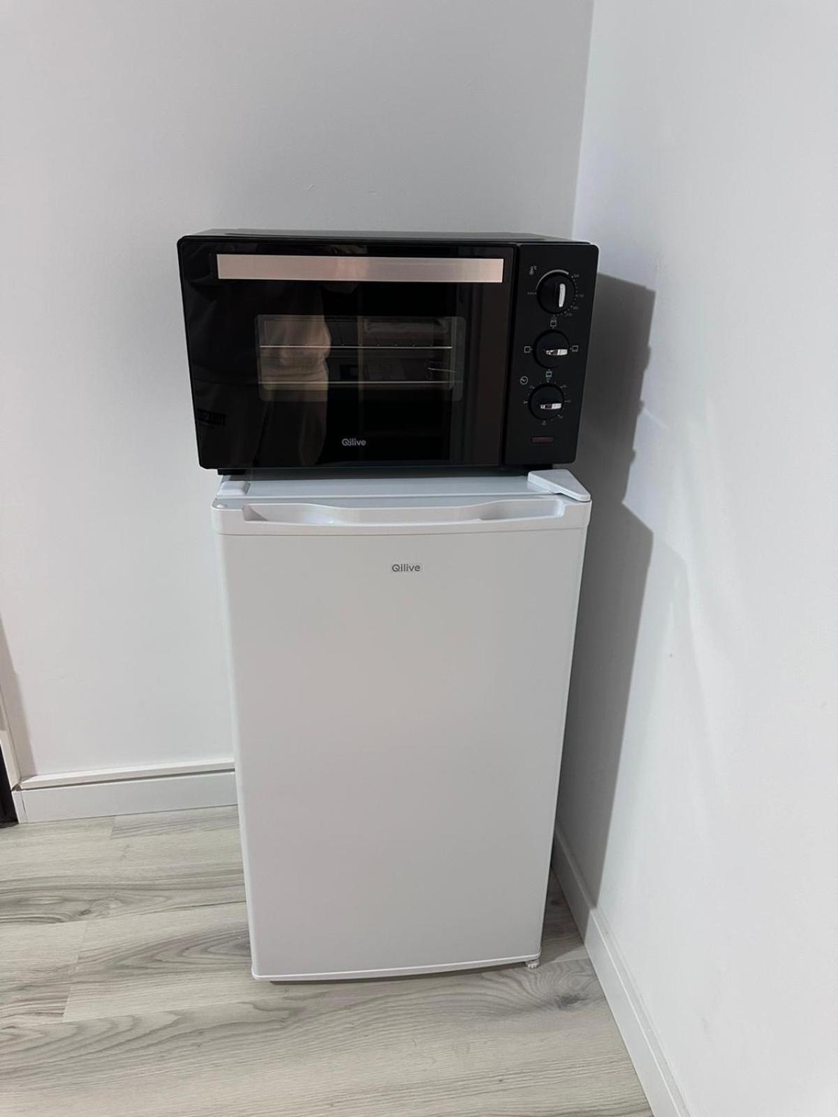 Luxury 1 Bedroom *