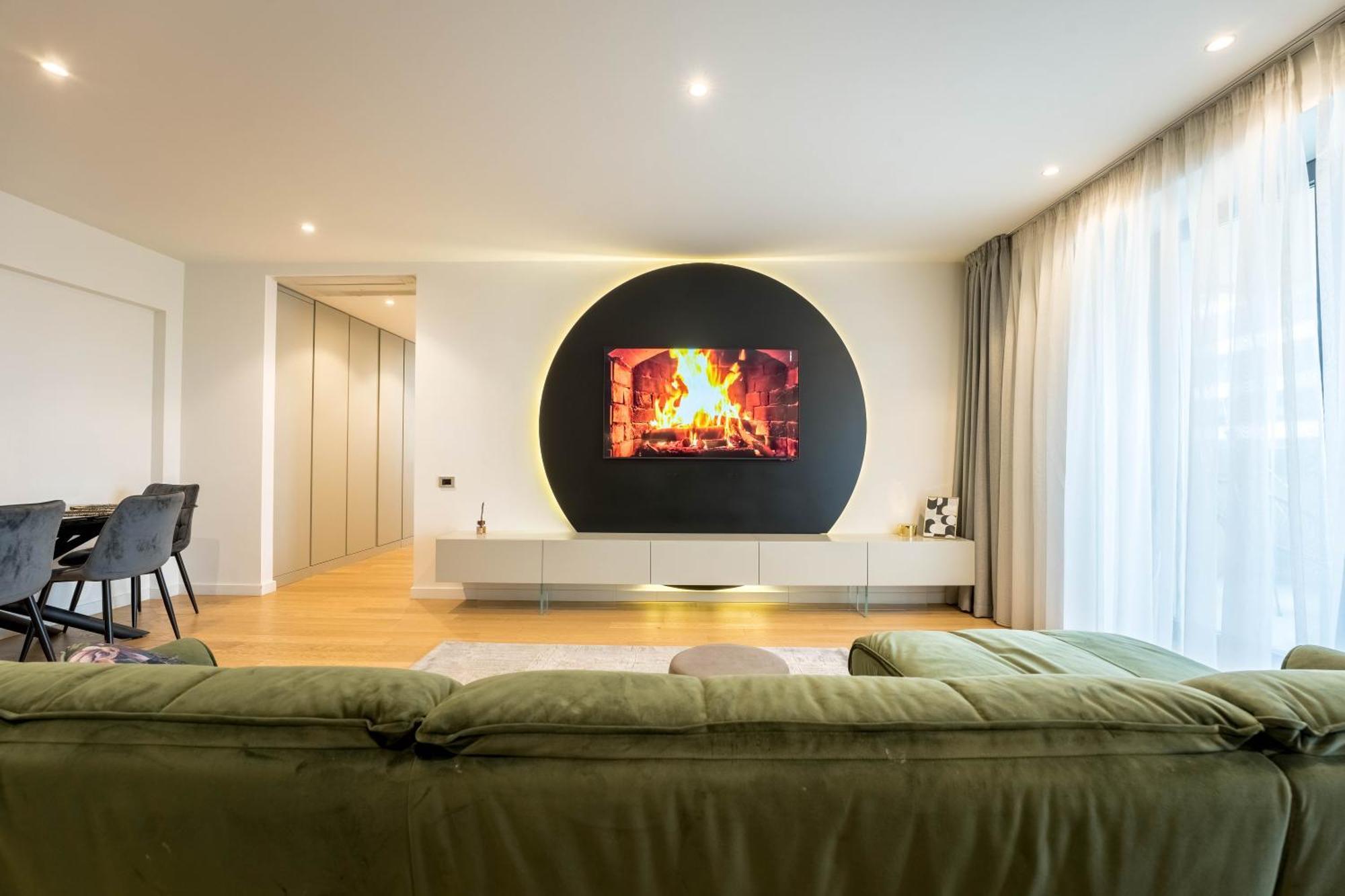 Sphere - High-end 1br Getaway Near Promenada Mall Apartment *