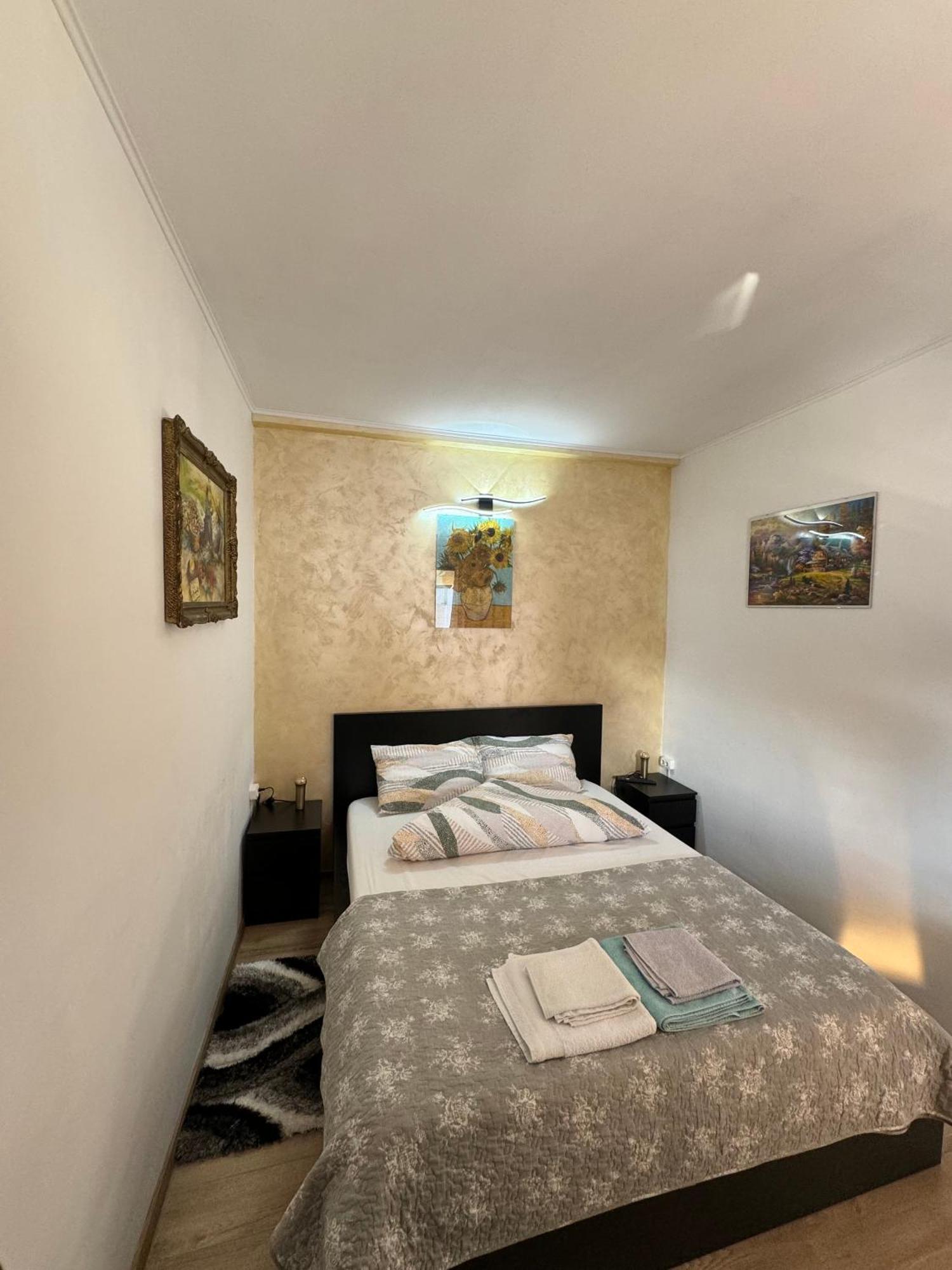 Apartamento Victor 38 *