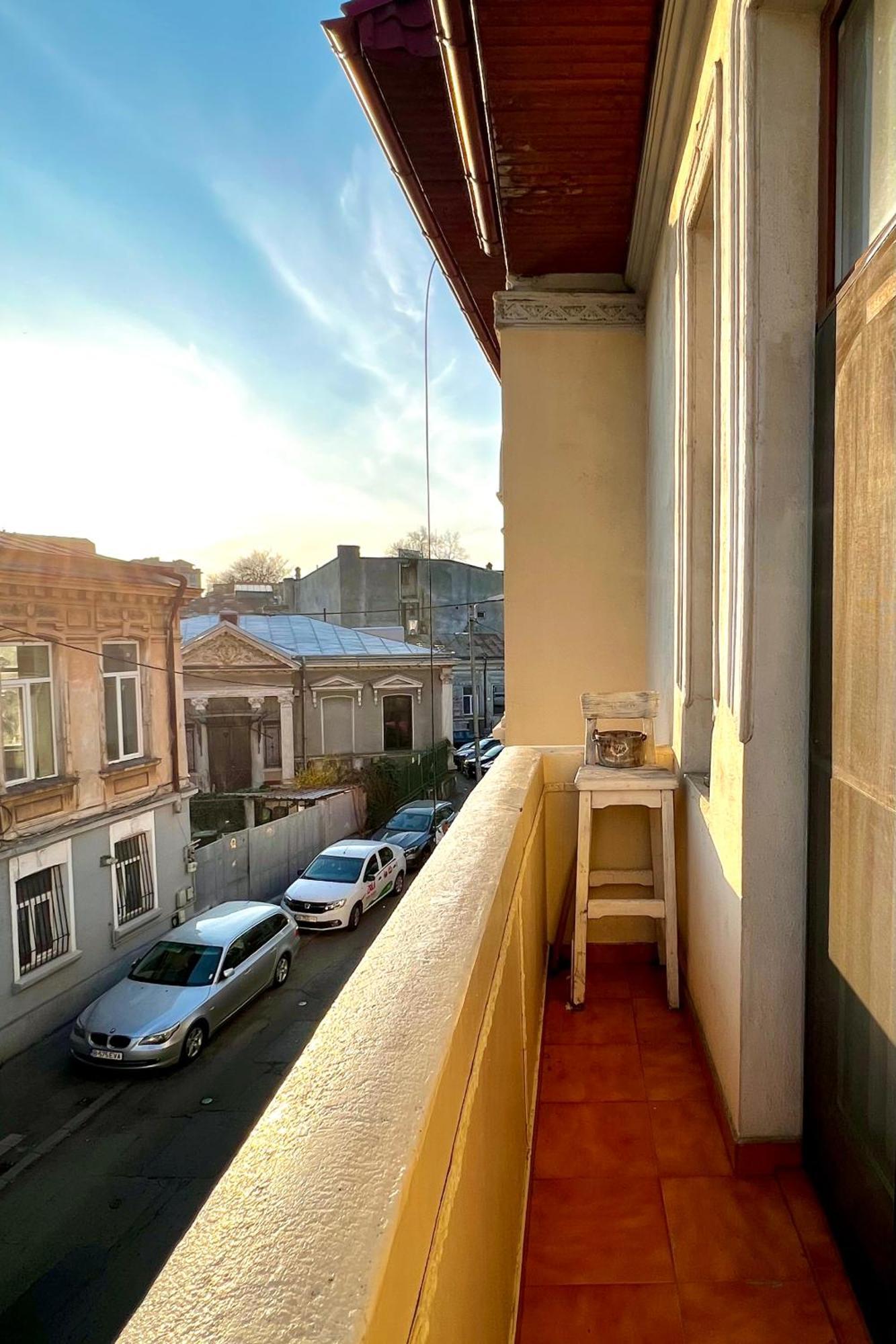 Apartment Flat In Near Old Town