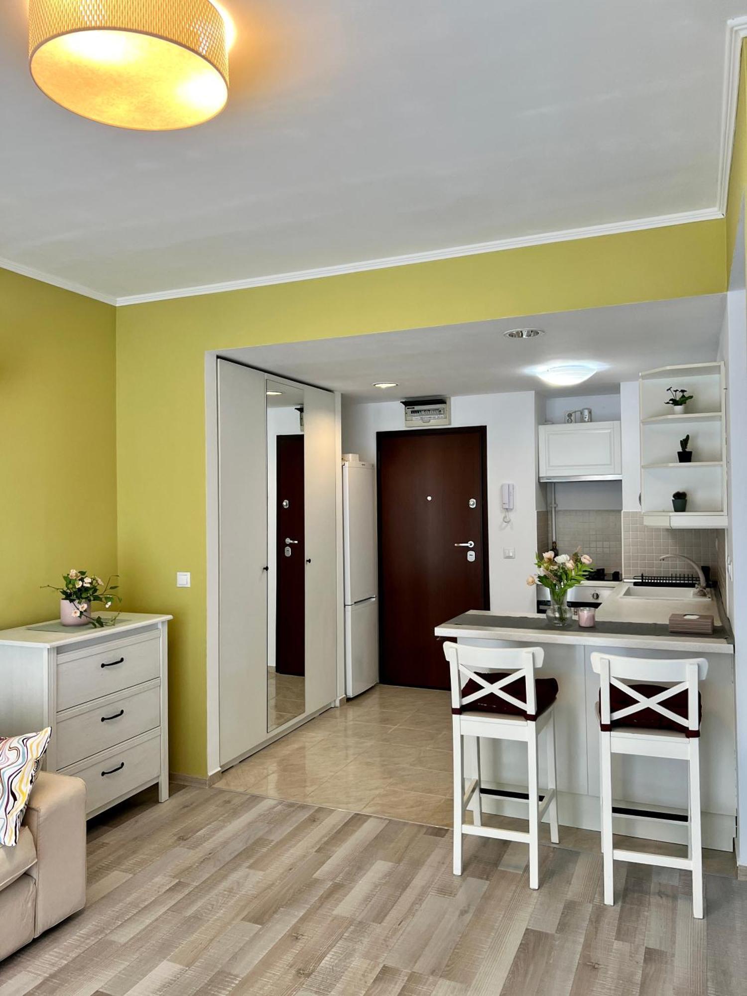 Blossom Nest - 1br With Terrace And Underground Parking Apartment *