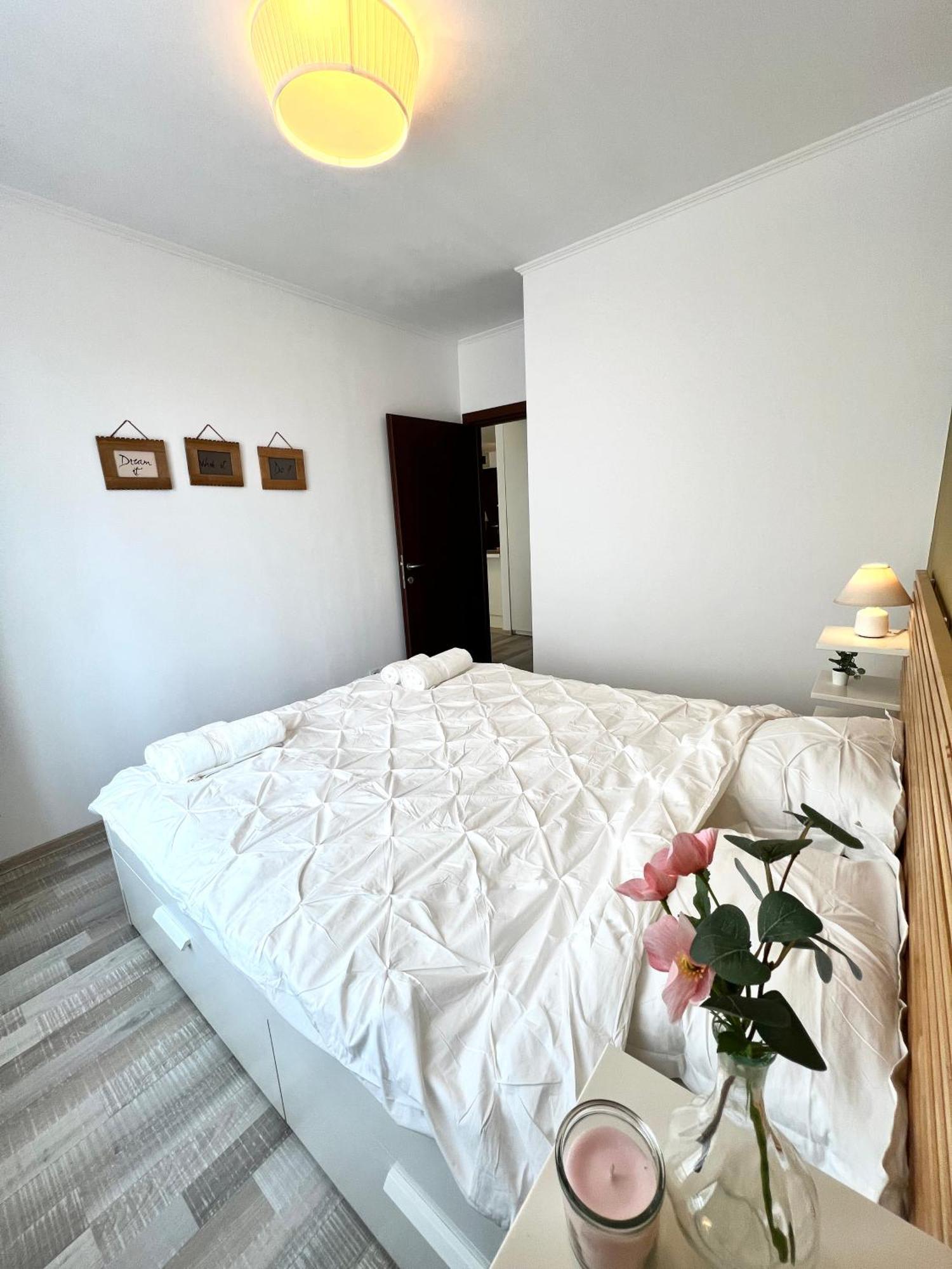 Blossom Nest - 1br With Terrace And Underground Parking * Bucharest
