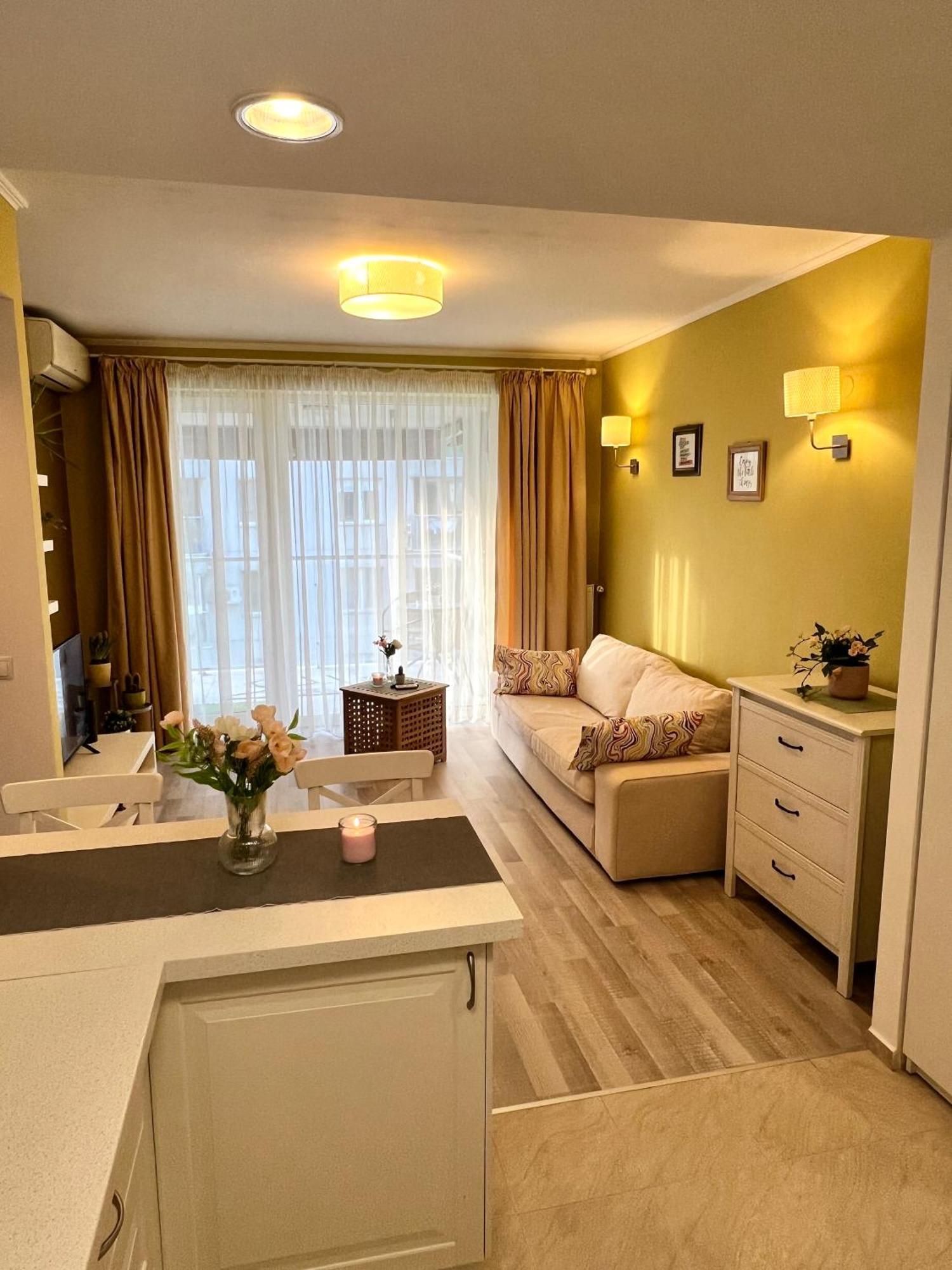 Blossom Nest - 1br With Terrace And Underground Parking