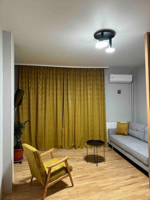Apartament Double Near Square - 2 Balconies