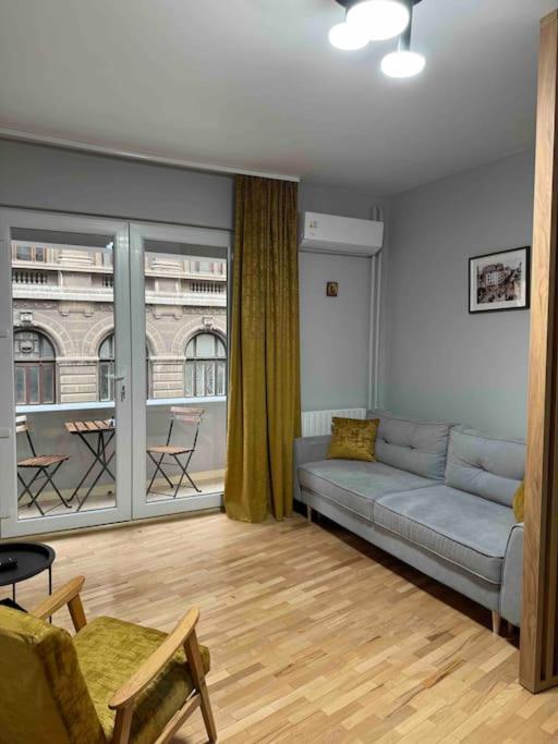 Apartament Double Near Square - 2 Balconies