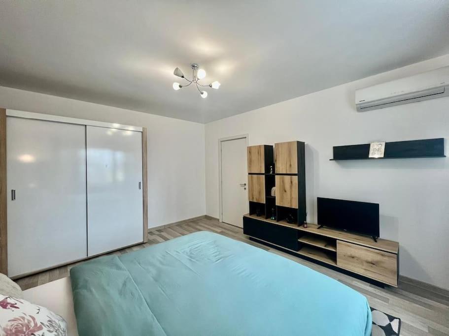 Flat In A Quiet Area - Carol Park * Bucharest
