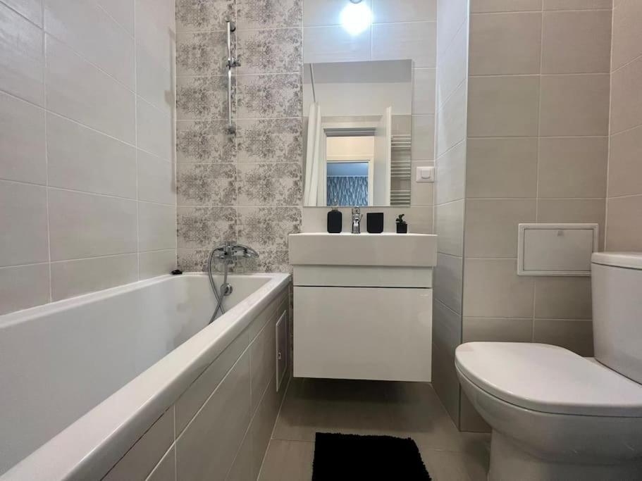 Apartment Flat In A Quiet Area - Carol Park