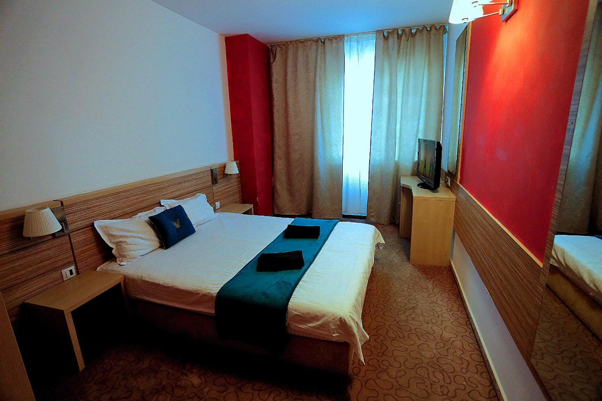 Cataleya Apartment *
