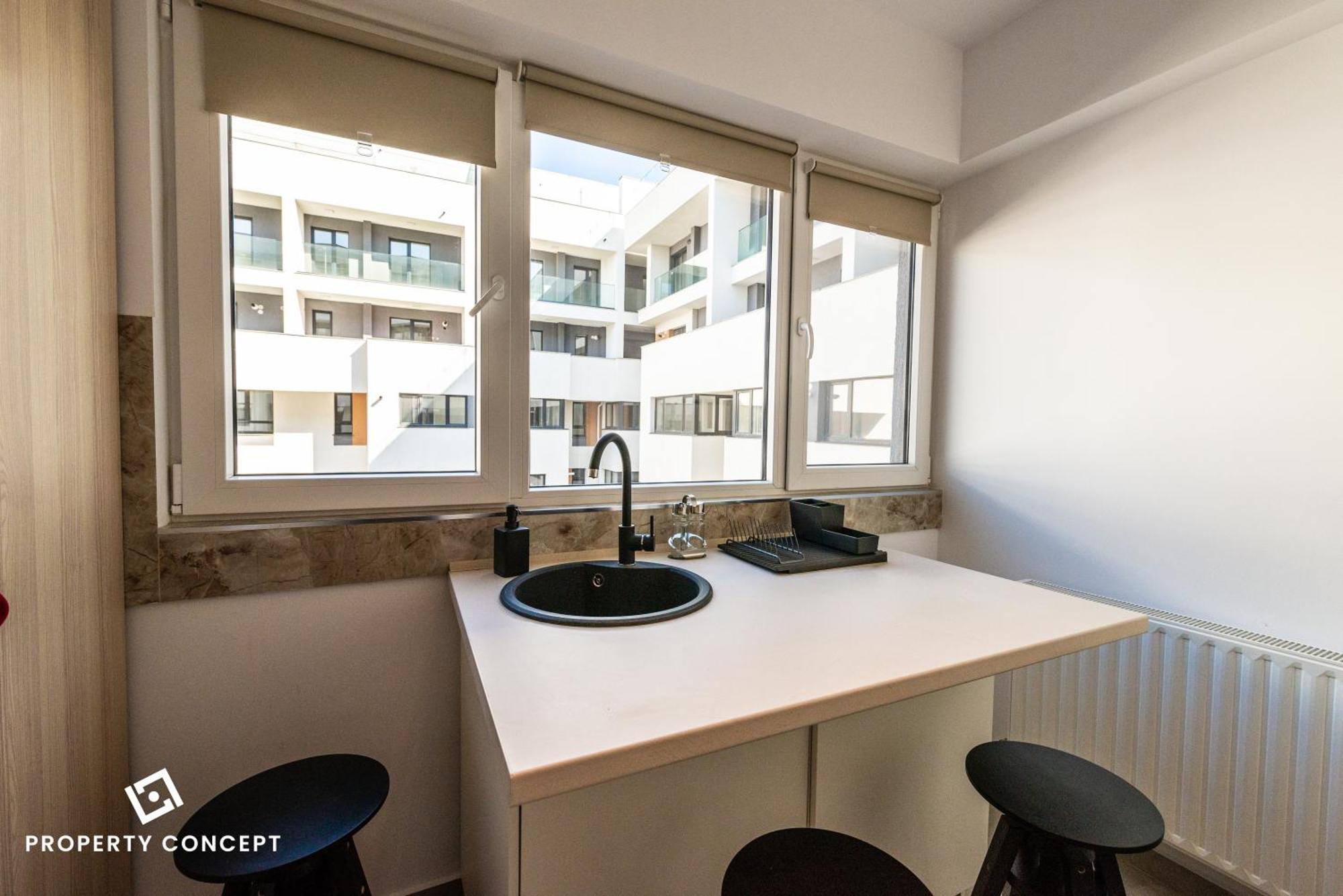 Apartment 1012